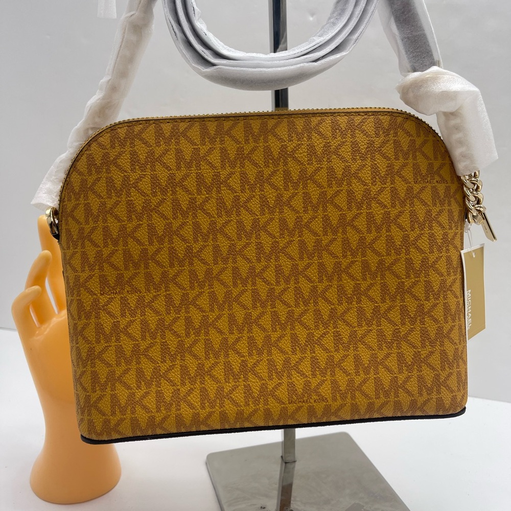Michael Kors Jet Set Travel Md Logo Dome Crossbody XCROSS XBODY
Marigold 
NWT - Picture 14 of 16